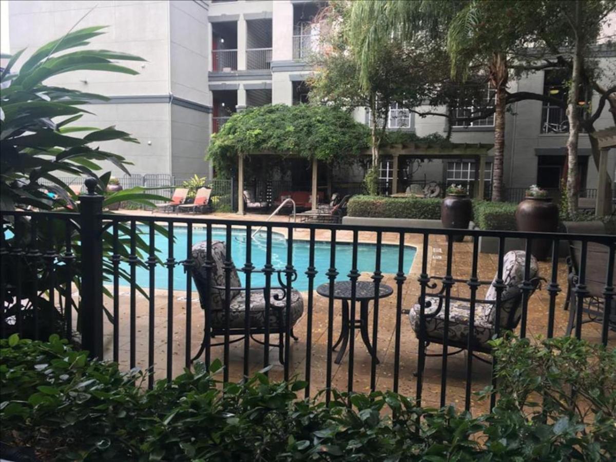 Resort Style Apt/Home In Houston Medical Centre エクステリア 写真